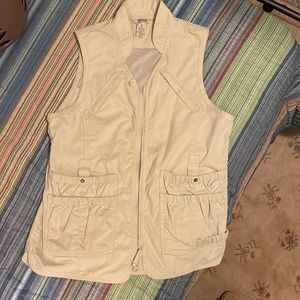 Duluth sport or gardening vest